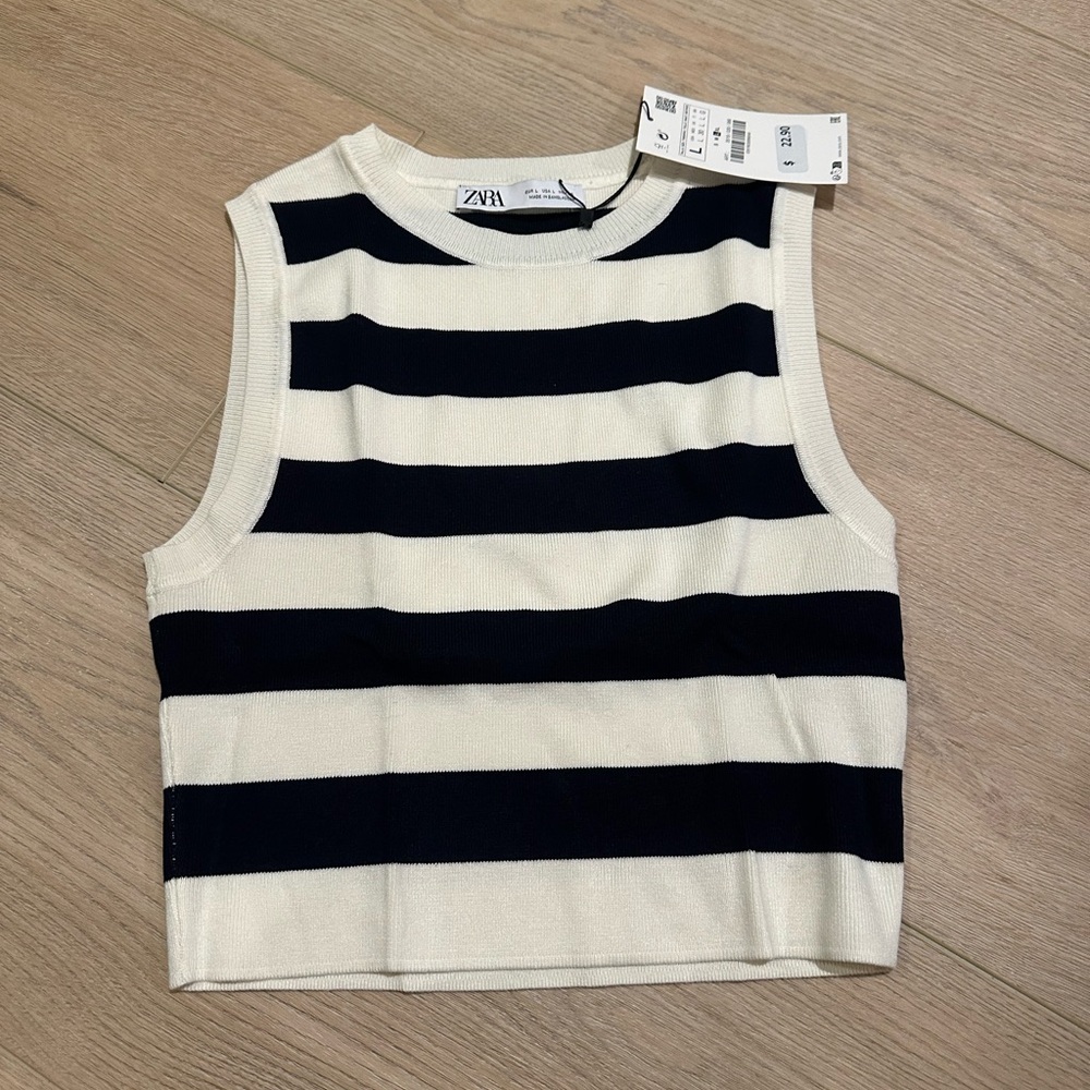 Zara Cream and Black Striped Knit Top